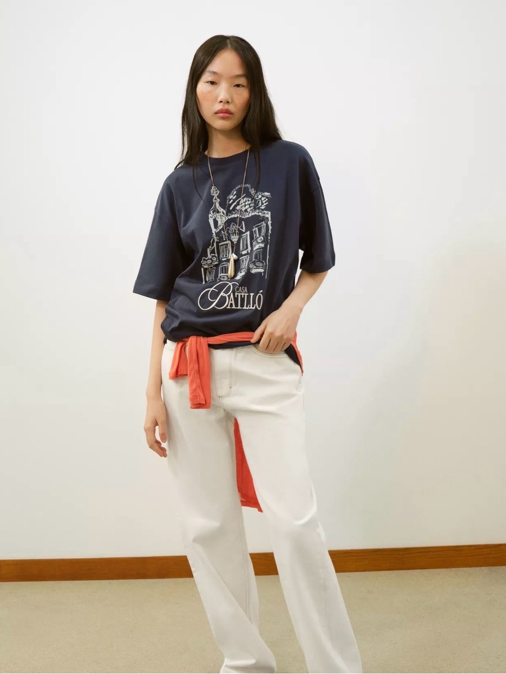 Casa Batlo graphic tee - washed effect
